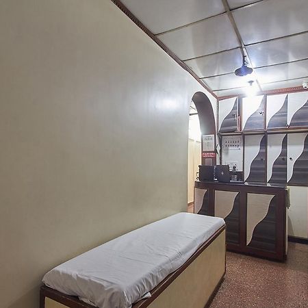 Plaza Guest House Мумбаї Екстер'єр фото