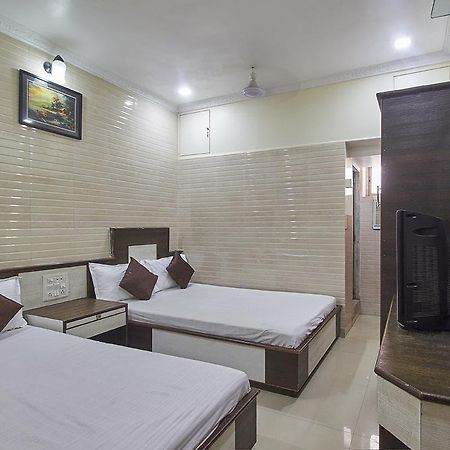 Plaza Guest House Мумбаї Екстер'єр фото