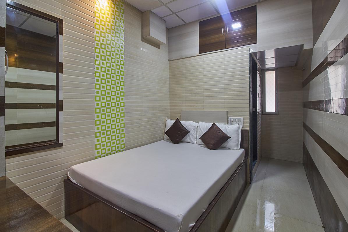 Plaza Guest House Мумбаї Екстер'єр фото